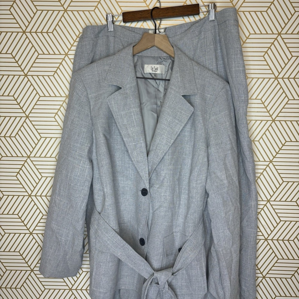 Le Suit Plus Two-Button Jacket & Pull-On 2 Piece Pantsuit 20 Lined Belted Blue